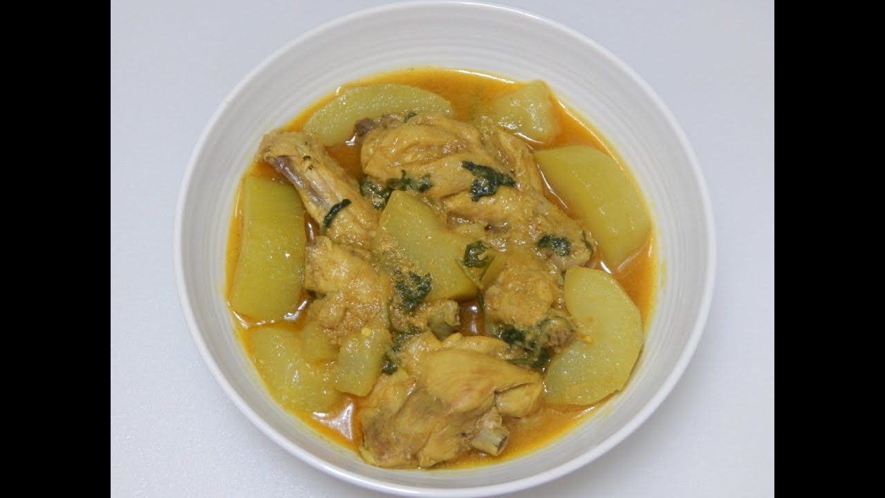 লাউ মুরগির কারি (Chicken with Bottle Gourd)